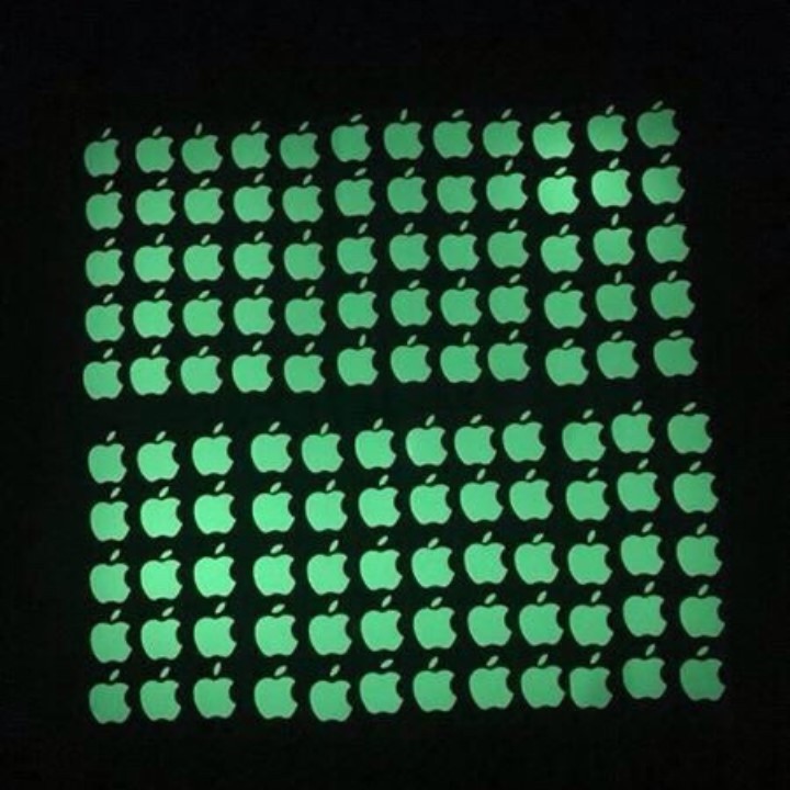 Miếng dán hình quả táo phát sáng dành cho iphone - Logo Táo Dạ Quang Phát Sáng cho iPhone
