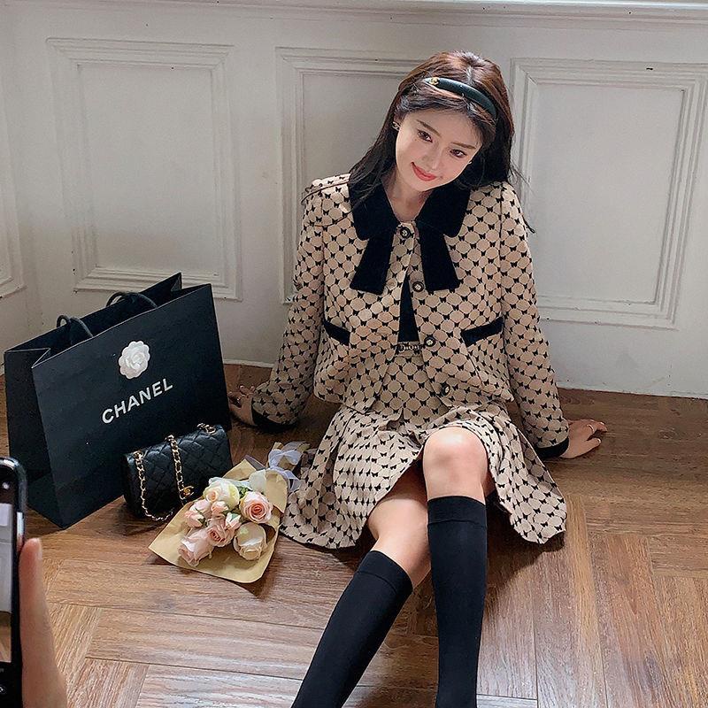 Set áo khoác vest thắt nơ phối chân váy caro phong cách Pháp Retro thời trang mùa thu cho nữ 2021 27 | BigBuy360 - bigbuy360.vn