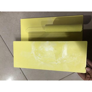 bàn xoa nhựa vàng