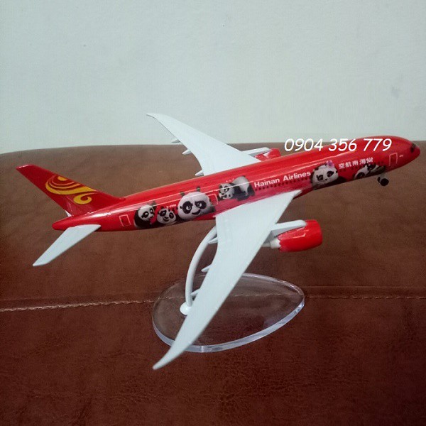 Máy bay mô hình B787 Hainam Airlines 16cm- màu đỏ có bánh xe