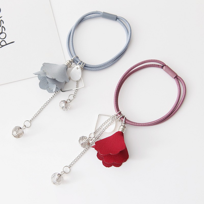 CH030 Cột tóc hoa vải phối charm Handmade