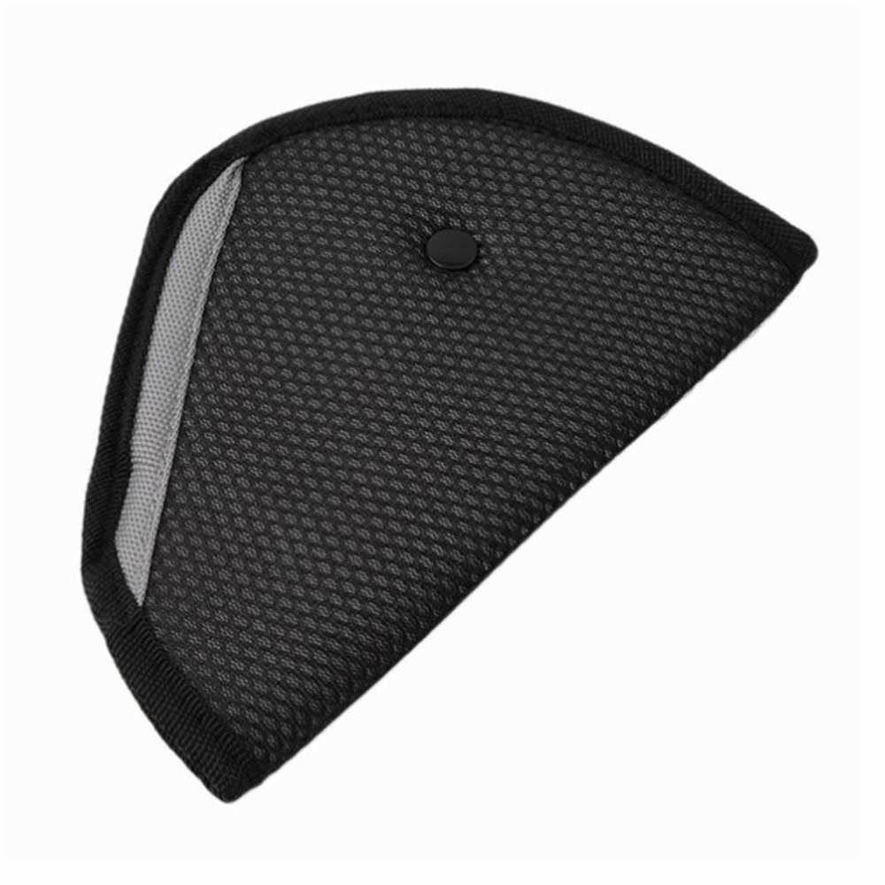 Dây Đai An Toàn Cho Bé Khi Ngồi Xe Hơi