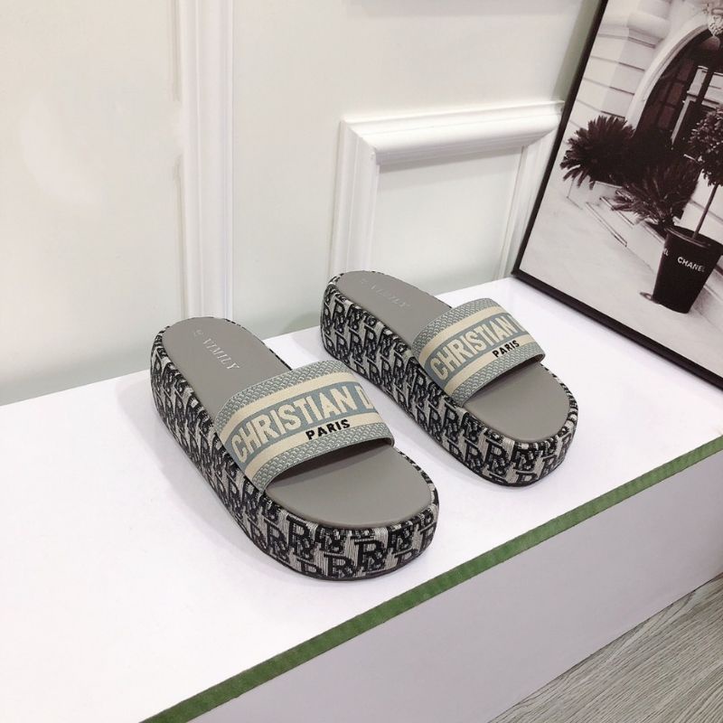 Dép Xuồng Nữ, Dép Đế Bánh Mì 7p Mẫu Mới Cực HOT Quai Mềm Co Giãn Đế Nhẹ Họa Tiết Bọc Full Viền Mã Dior