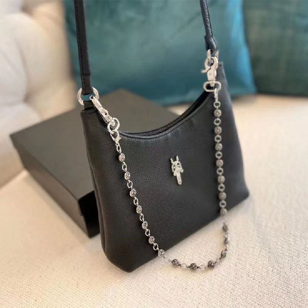 Túi Đeo Vai Hình Trái Tim Phối Dây Xích Phong Cách Retro Thời Trang