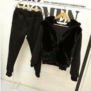 Thanh lý bộ đính đá mặc ở nhà 200k