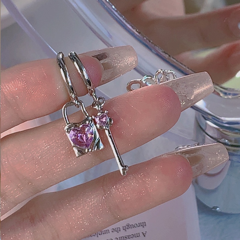 Bông Tai Hình Trái Tim Sang Trọng Cho Nữ