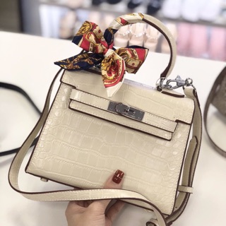 KELLY DA RẮN SZ20 DÁNG CAO