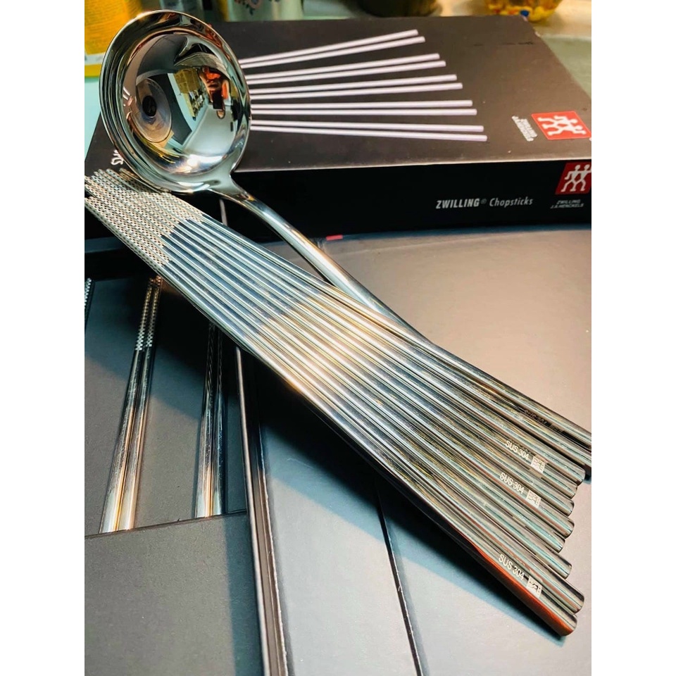 Hộp Set 5 Đôi Đũa Inox Hãng Zwilling Của Đức Siêu Hót Hít Dễ Dàng Vệ Sinh, Bền Đẹp, Không Lo Ẩm Mốc (SP002115)