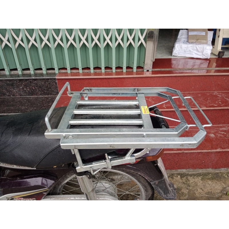 Giá trở hàng xe máy -Giá đèo hàng máy