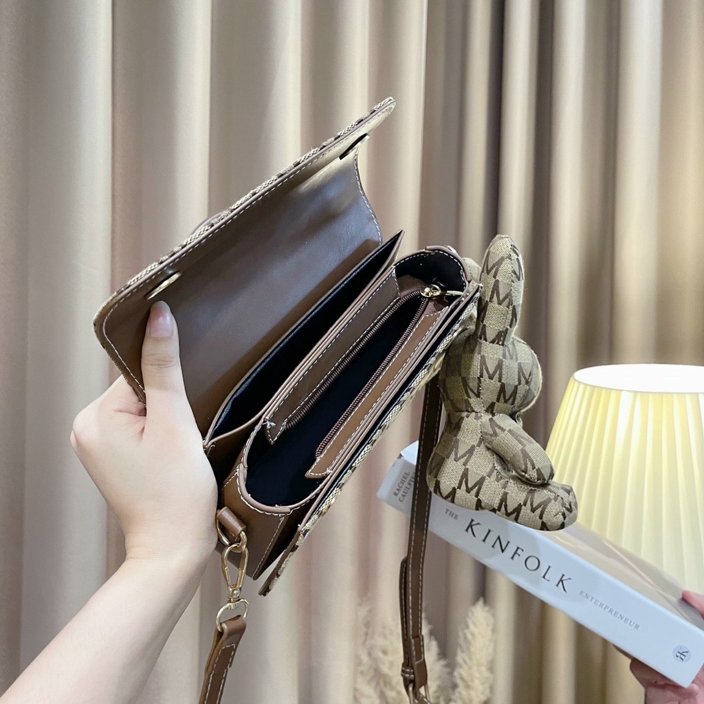 Túi QC dáng chữ nhật tặng kèm đủ 4 màu