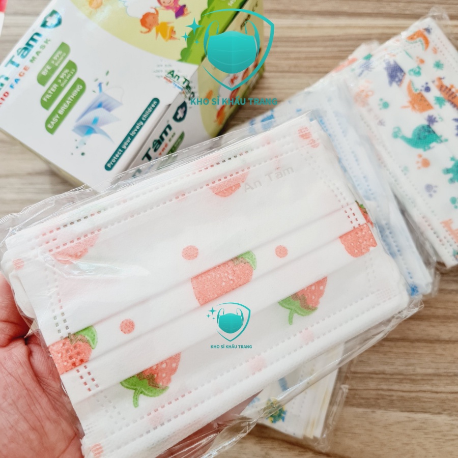Khẩu trang y tế bé An Tâm 3 lớp kháng khuẩn hộp 50 cái mix hình ngẫu nhiên