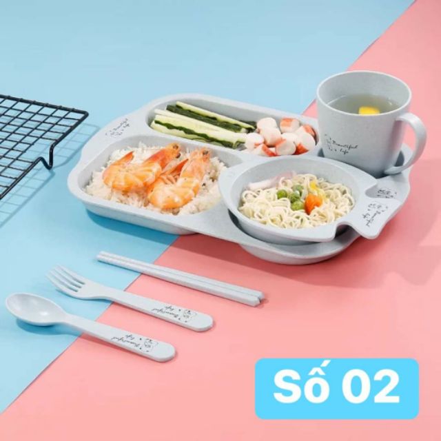 Khay ăn dặm cho bé