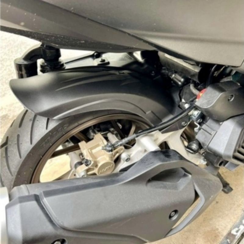 Dè Chắn Bùn Vario 160cc 2022-2023 Nhựa Đen