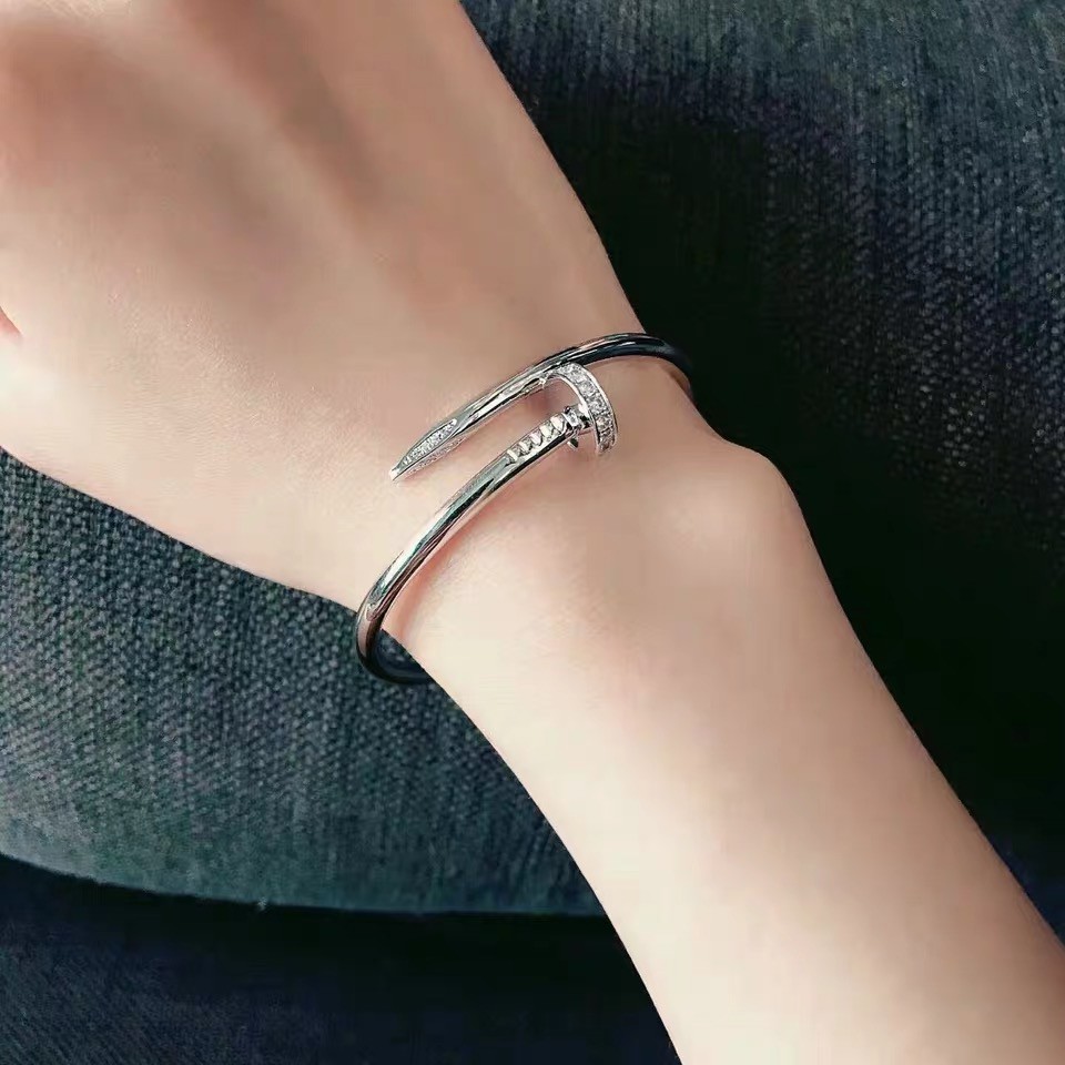 Vòng Tay Mạ Vàng Hồng 18k Kiểu Dáng Thanh Lịch Cho Nữ