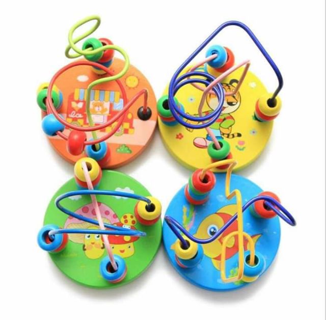 Đồ chơi luồn hạt cho bé bằng gô