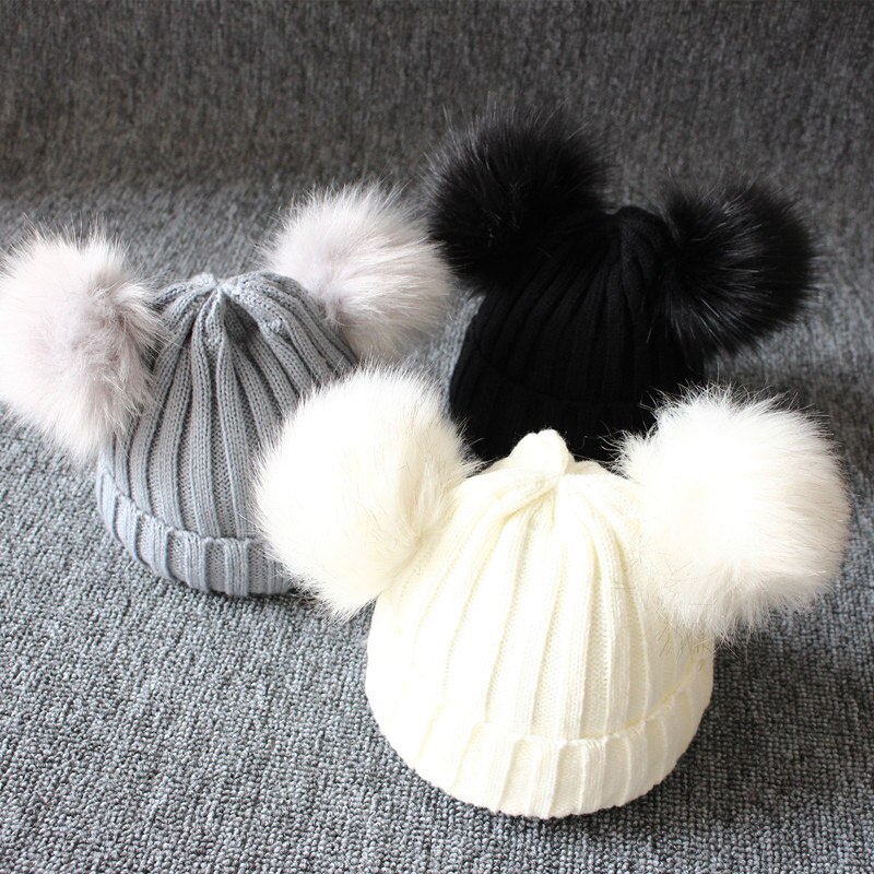 Mũ Beanie Đan Len Màu Trơn Đính Hai Quả Bông Dễ Thương Cho Bé Trai / Gái