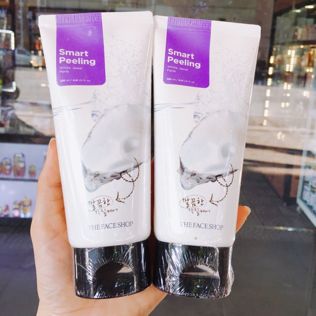 Tẩy tế bào da chết ngọc trai White Jewel Peeling The face shop 120ml