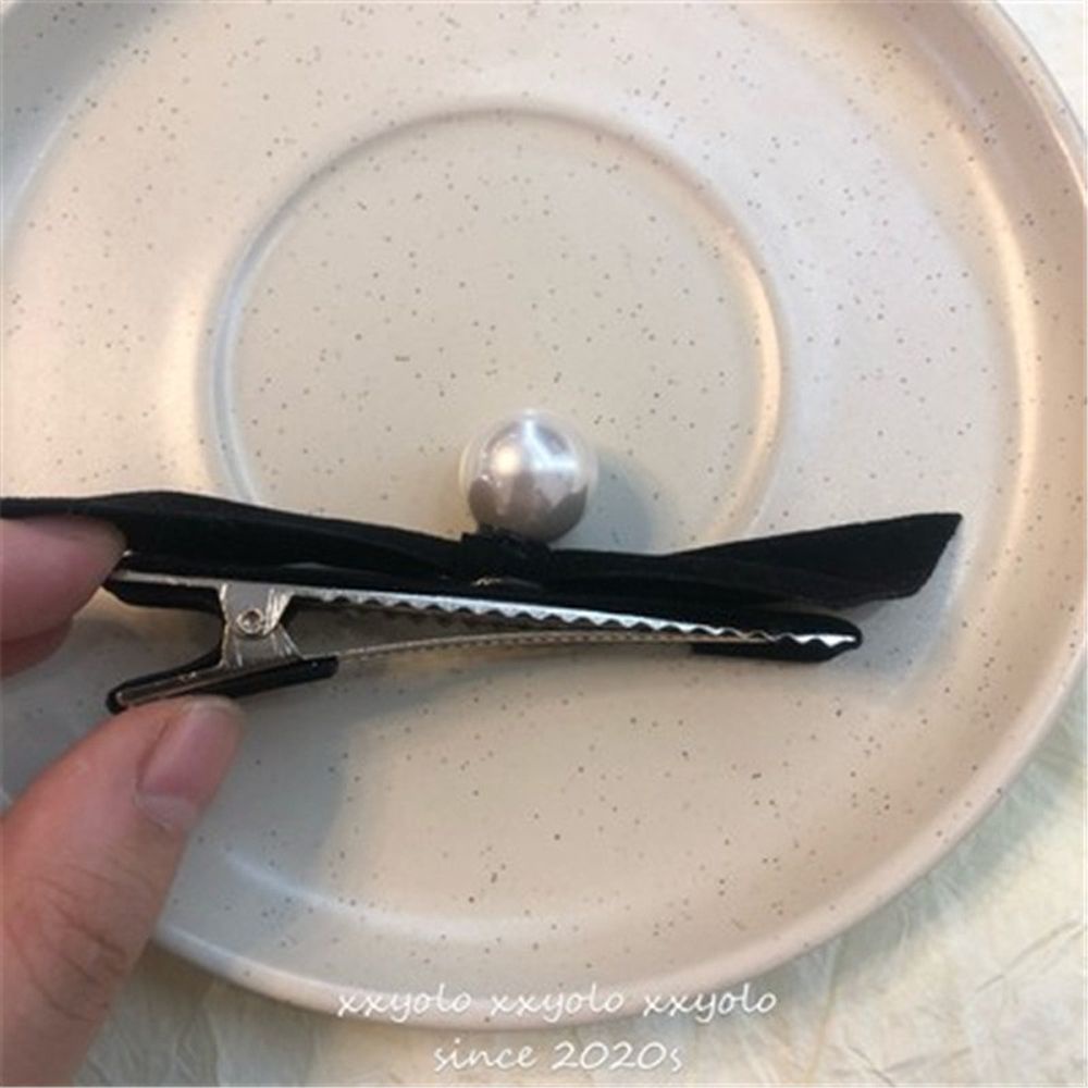 Kẹp tóc nơ vải nhung đính ngọc trai nhân tạo phong cách Hàn Quốc dễ thương thời trang thu đông cho nữ