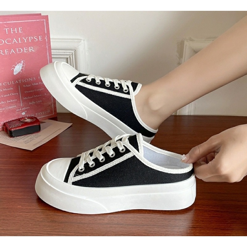 Giày sục nữ bassi  pha trắng đen hit hot năm 2022 mã HV VIP 02