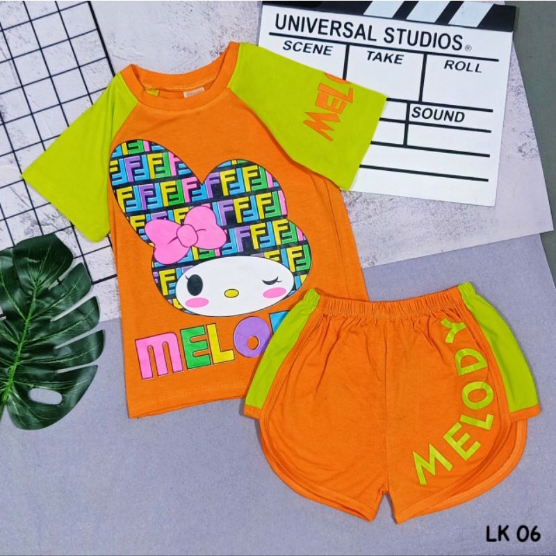 Bộ tay ngắn quần đùi bé gái thun cotton 4 chiều