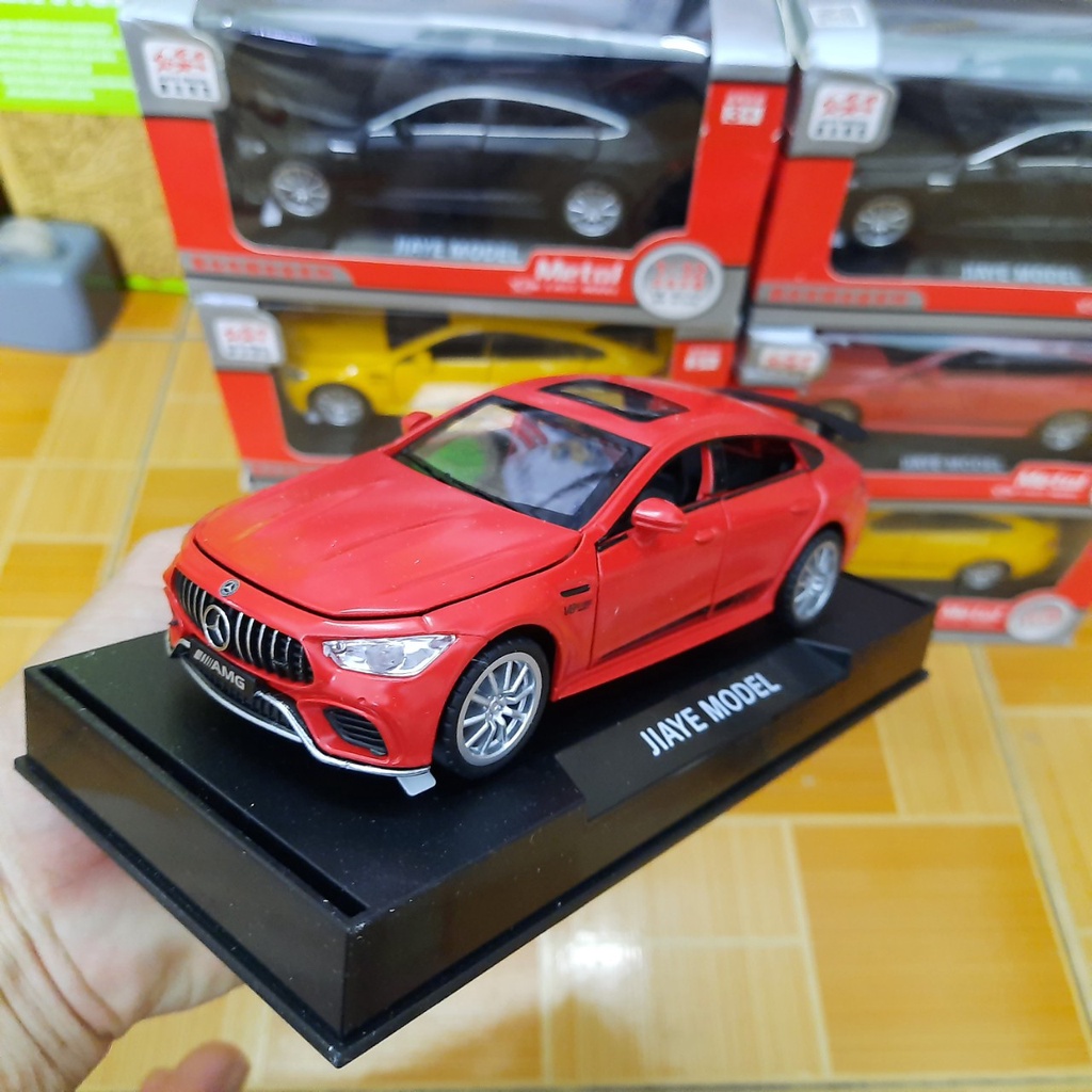 Xe mô hình ô tô Mercedes AMG GT63S tỉ lệ 1:32 bằng hợp kim mở full cửa xe có đèn và âm thanh động cơ