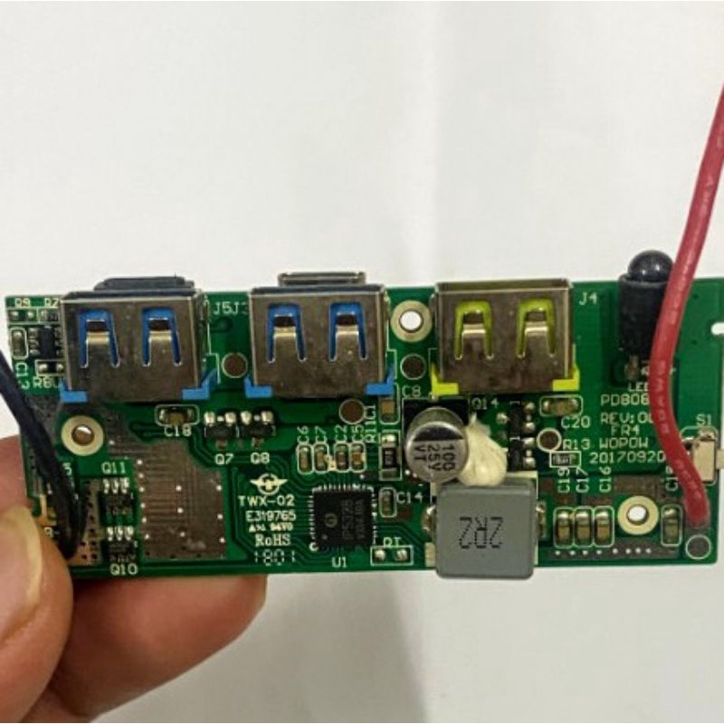 Mạch sạc dự phòng sạc nhanh 3 cổng USB-2 đầu vào Type-C + dùng chIPIP5108 hiệu suất cao ổn định
