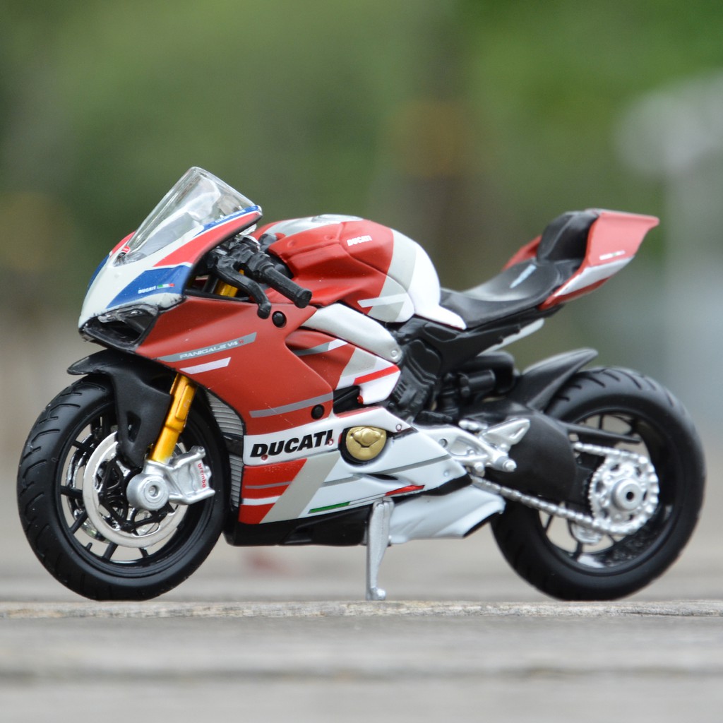 Mô Hình Xe Ducati Panigale V4 Tỉ Lệ 1: 18