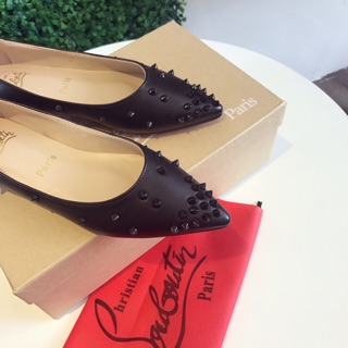 BỆT ĐINH LOUBOUTIN MŨI NHỌN