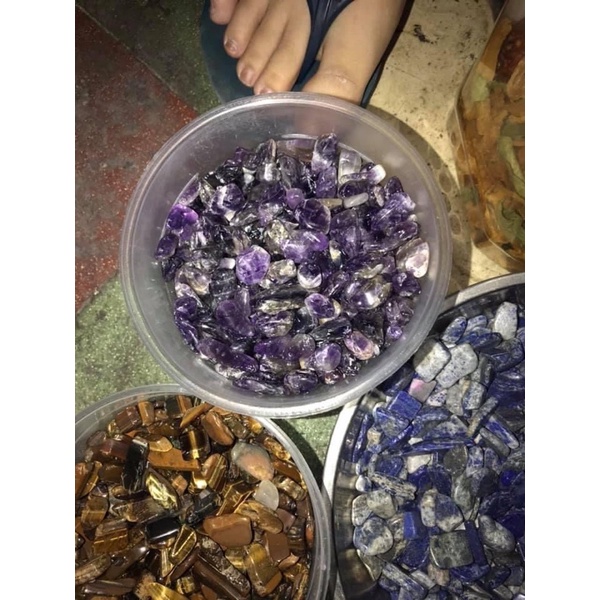 1 viên đá thanh tẩy,viên bóng