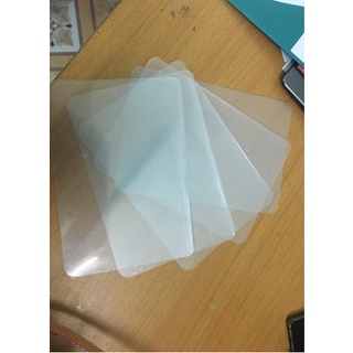 Tấm nhựa PVC nhiều kích cỡ, tấm film nhựa trong suốt A4, A5, A6, tấm nhựa pvc gắn khung bảng giá