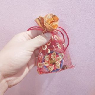 Lá Chú May Mắn