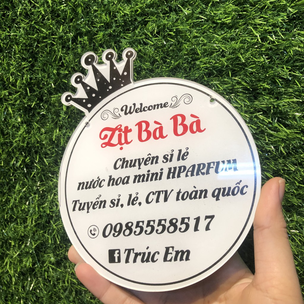 Bảng hiệu mica thiết kế theo yêu cầu - Dụng cụ chụp hình sản phẩm bán hàng online hiệu quả