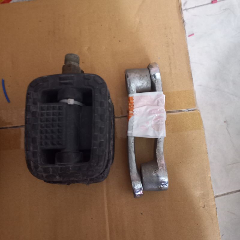 Bộ đùi và bàn đạp xe nijia ninja