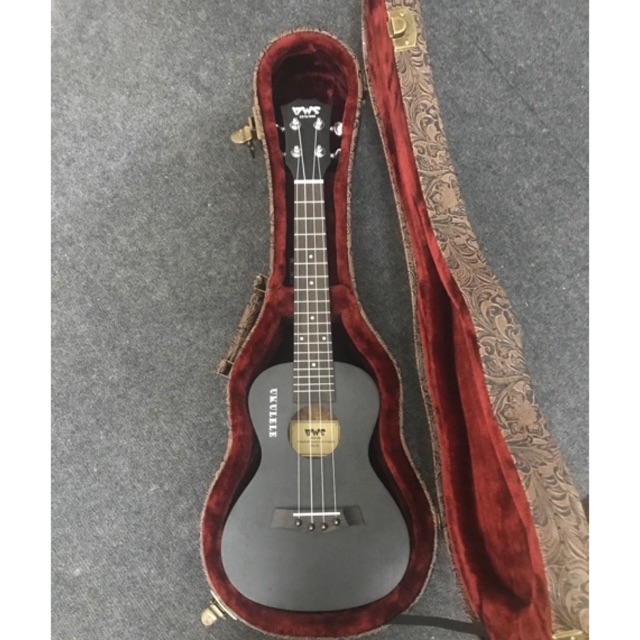 ĐÀN UKULELE CONCERT BWS ĐEN