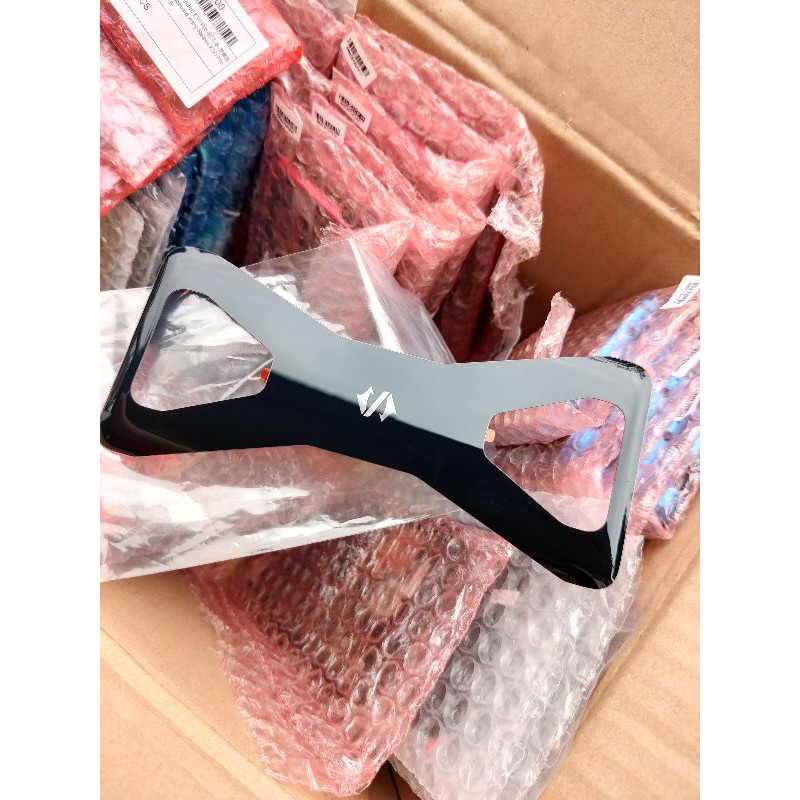 kính lưng zin hãng Black shark 3