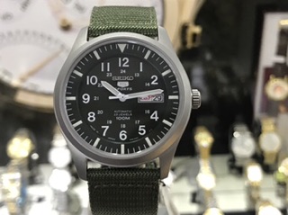 Đồng hồ nam Seiko SNZG09J1