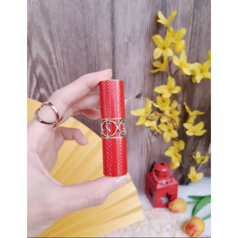 Son YSL ROUGE VOLUPTE SHINE 