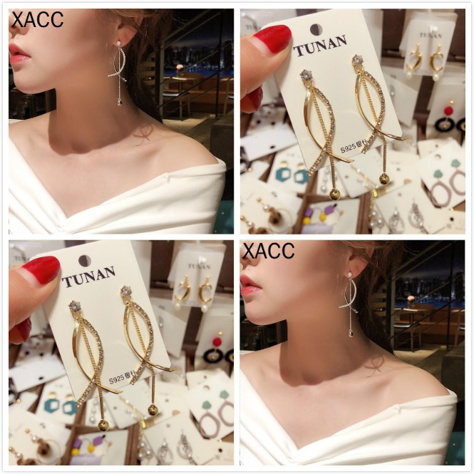 Hoa Tai Dáng Dài Phối Tua Rua Phong Cách Hàn Quốc