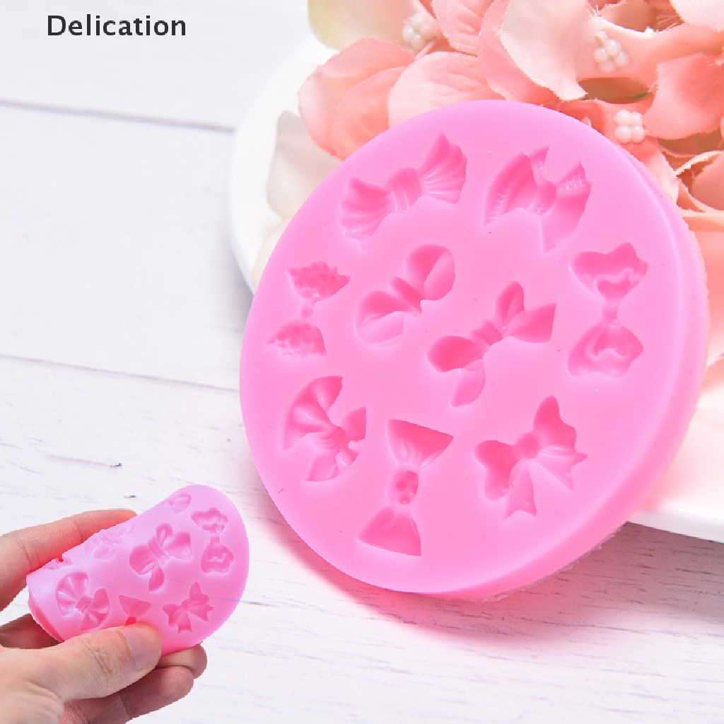 Khuôn Silicone Làm Kẹo Sô Cô La Với Họa Tiết Dễ Thương