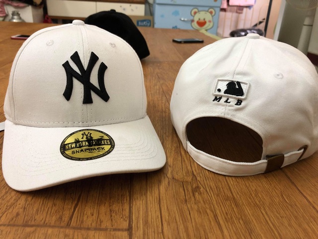 Mũ lưỡi trai NY