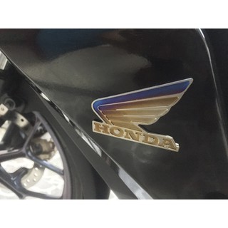 Cặp Tem logo Cánh Chim Titan Honda có sẵn keo 3M