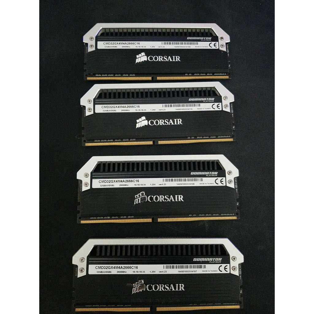 Bộ nhớ Ram CORSAIR DOMINATOR PLATINUM 8GB DDR4 DRAM 2666MHz C14