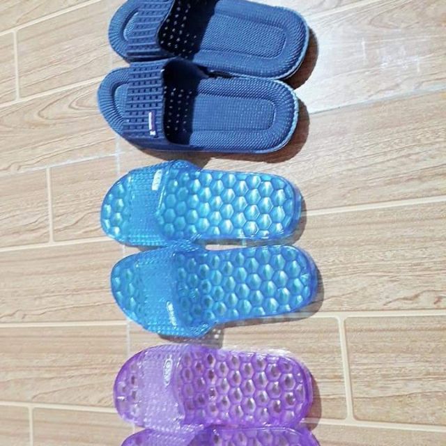 Dép đi trong nhà