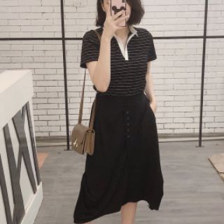 Áo phông kẻ cổ bẻ