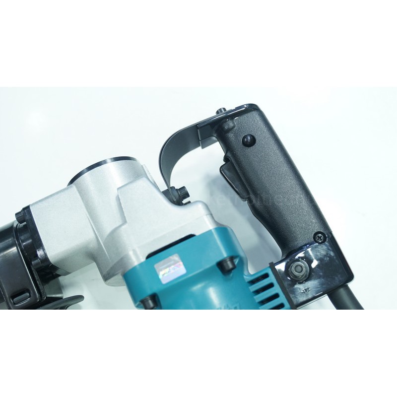 Máy đục Makita HM0810TA