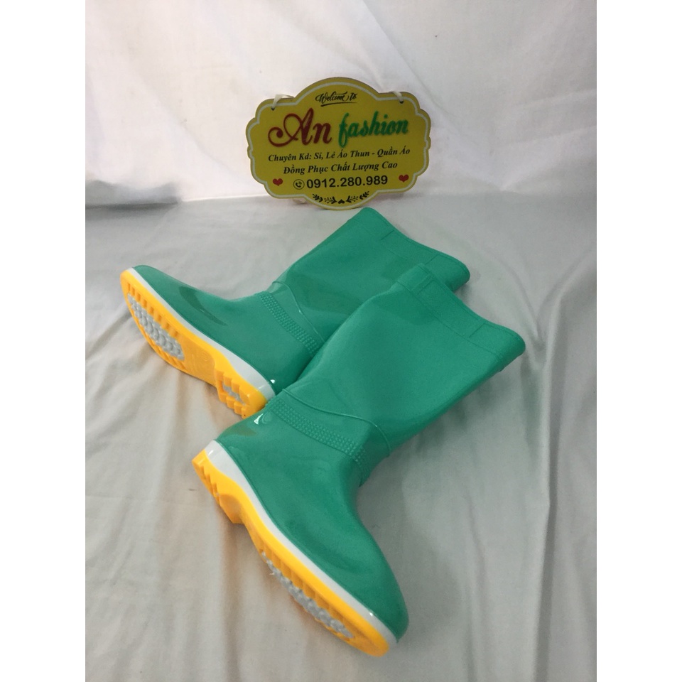 Ủng Cao Su Xanh Đế Vàng Đi Mưa, Làm Vườn, Lao Động _ Hình Chụp Thật