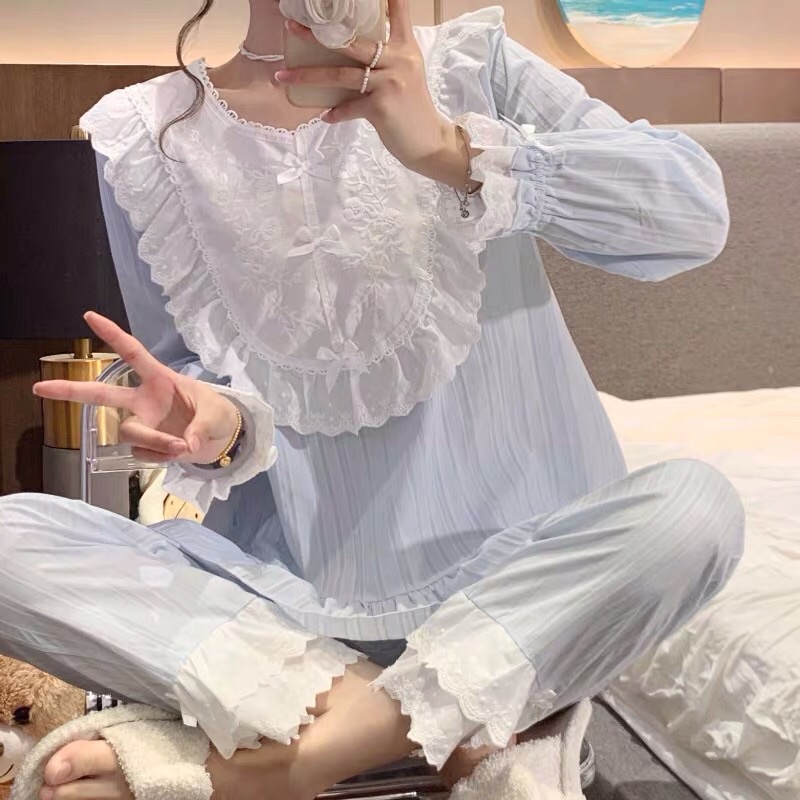 Bộ ngủ tiểu thư ren siêu xinh hàng QCCC