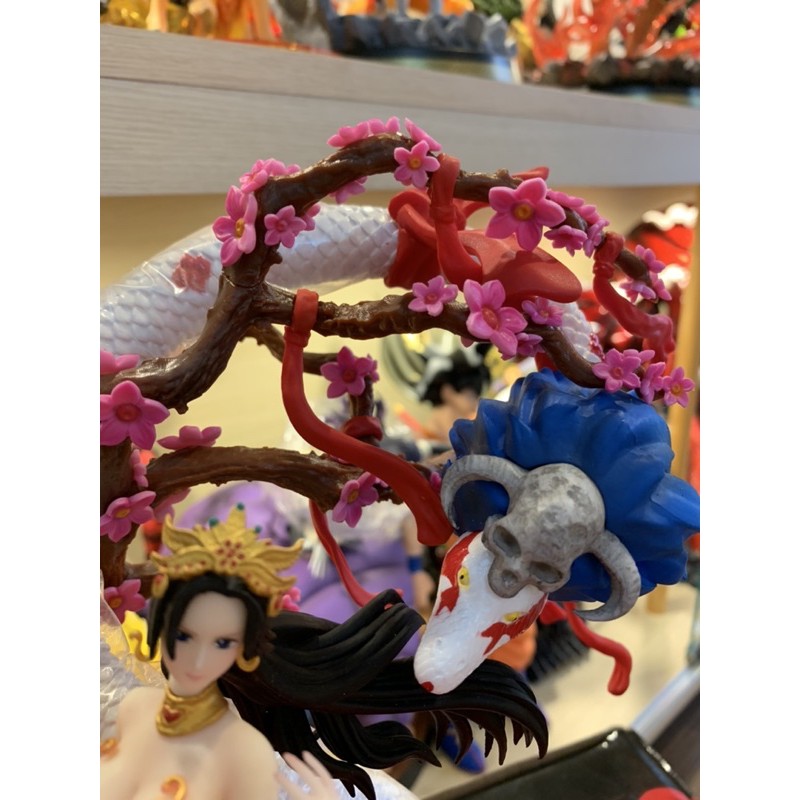 (Hết hàng) Mô hình One Piece Boa Hancock Kingdom cởi áo 30cm