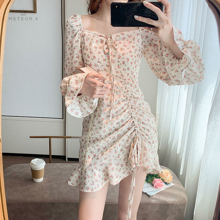 Đầm tay dài họa tiết hoa xinh xắn dành cho nữ | BigBuy360 - bigbuy360.vn