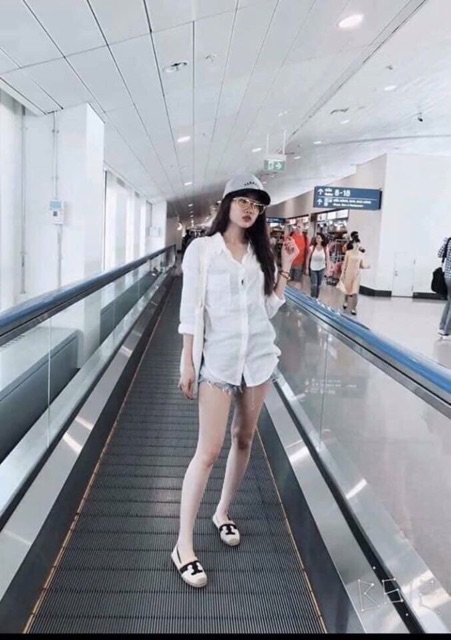 SƠ MI TRẮNG NỮ TÚI NGỰC ĐŨI THÁI